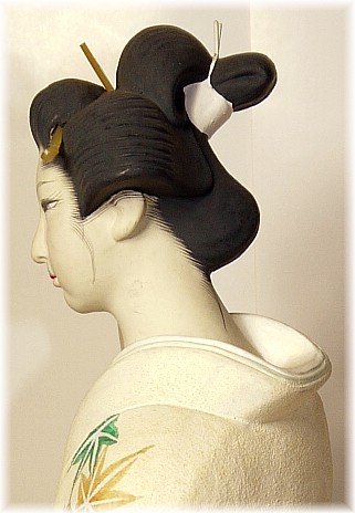 японская статуэтка из керамики
