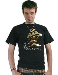дизайнерская футболка с японским иероглифом