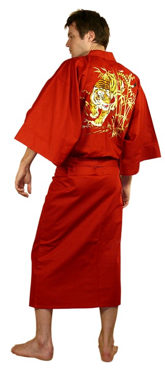 мужской халат-кимоно с вышивкой