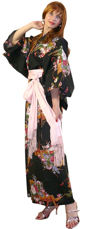 японское кимоно из хлопка - комфортная и красивая одежда для дома