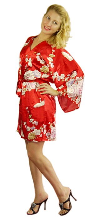 шелковый халатик-кимоно, сделано в Японии 