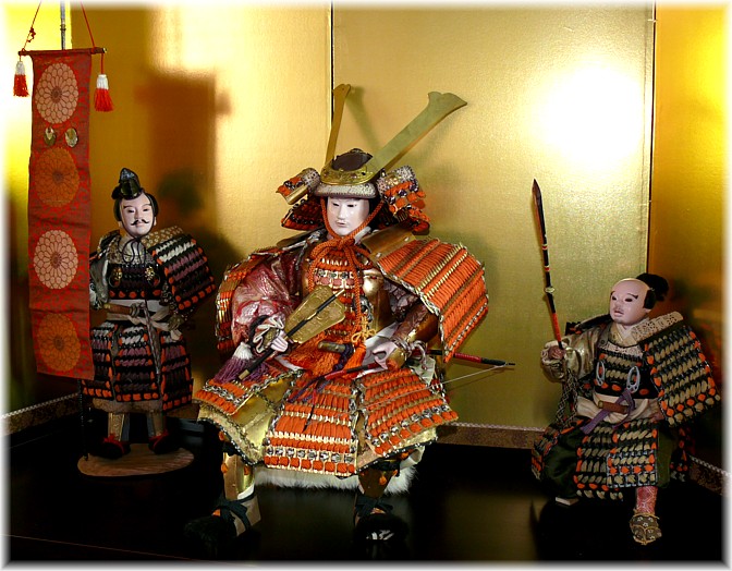 японские антикварныеколлекционные куклы Три самурая