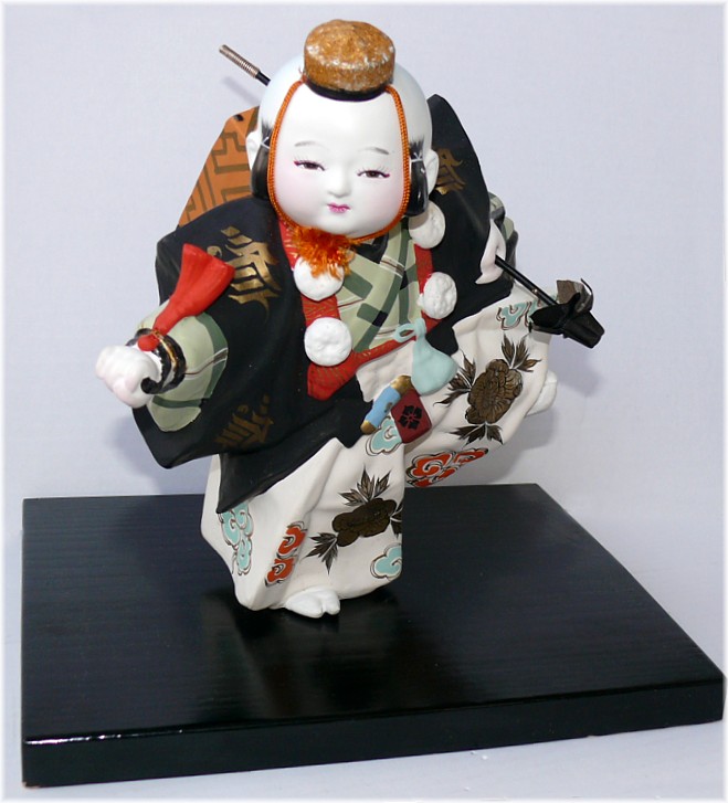  Бэнкэй с копьем и чётками, японская статуэтка из керамики, 1950-е гг.