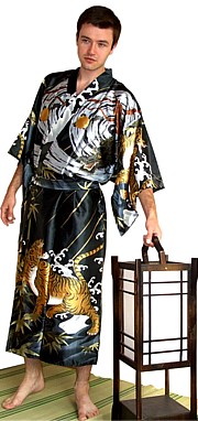 мужской халат в японском стиле с риунком Тень Дракона, сделано в Японии