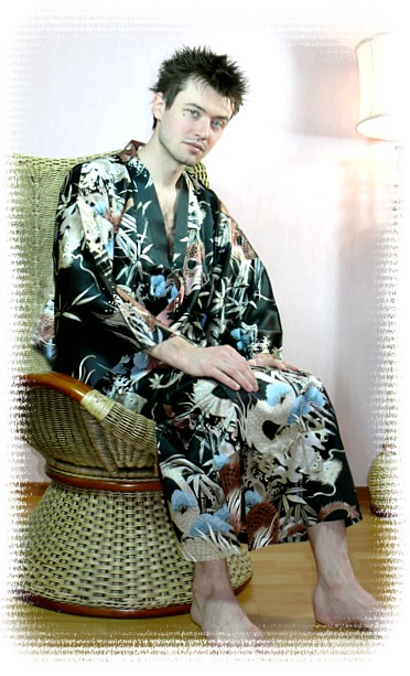 шелковый мужской халат кимоно ТАЙРА, черного цвета
